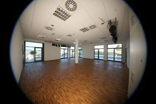 ein hochwertiger Seminarraum zum mieten