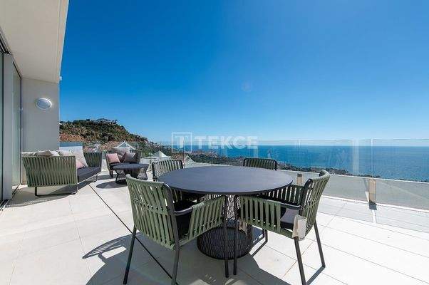 Sea View Flats with Top Quality Design in Benalmádena Málaga
