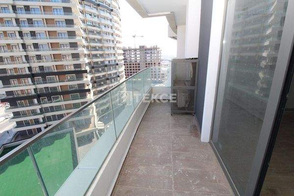 1 Bedroom Flat with Underfloor Heating in Büyükçekmece