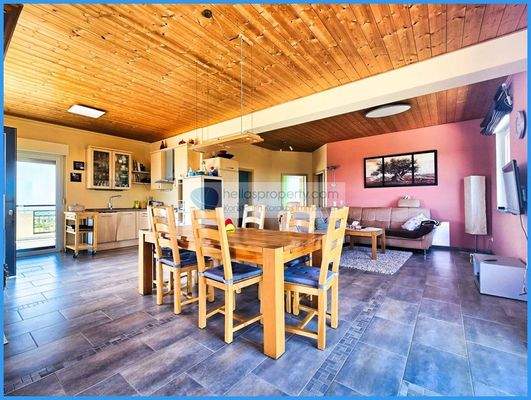 bd3ae495b78c4792900ce3199a11d8a3-original