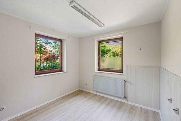 2. Wohneinheit: Schlafzimmer EG 