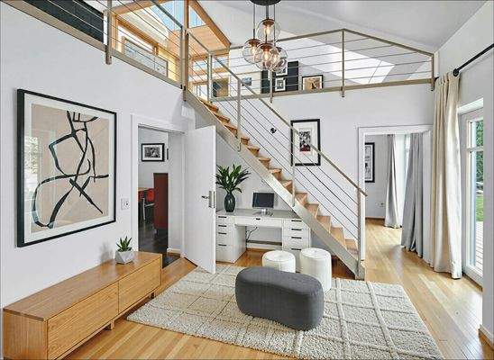 BÜRO / GAST GALERIE YOGA