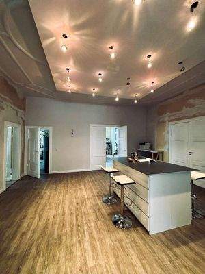 Flur mit Meetingbereich