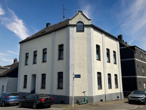 2 - 3 deals Zimmer Wohnung mit großer überdachter Terrasse in Mülheim Holthausen