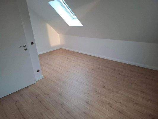 Innenbilder Quickborn, Birkenweg 8 - Spitzboden.jp