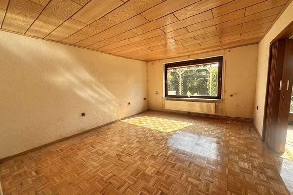 Wohnzimmer  / mögliches weiteres Schlafzimmer EG