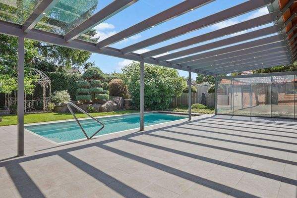 Überdachte Terrasse