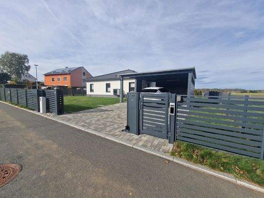 Elektrisches Zufahrtstor 