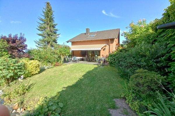 3408 Gartenimpressionen c