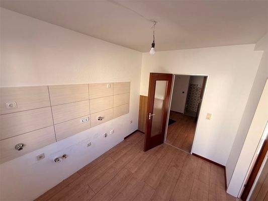 Ku¨che-Fliesenspiegel neu