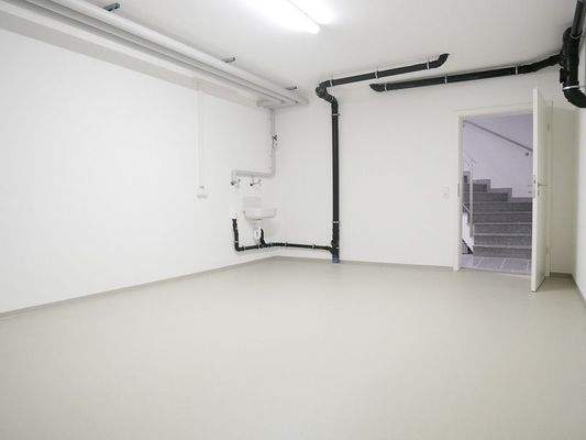 25 m² abgeschlossener kellerraum