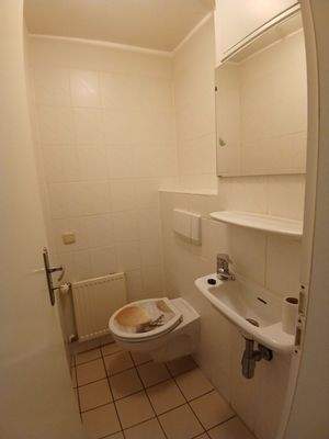 250630_Gäste-WC EG.jpg