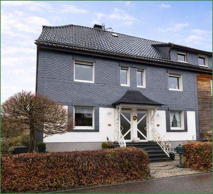 Quer-927ce999-2bef-4bcc-997a-b63a6f4dabf7