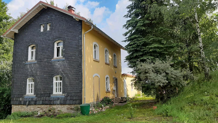 1f38bea7-6562-4e46-93df-b4d4af6f9c24