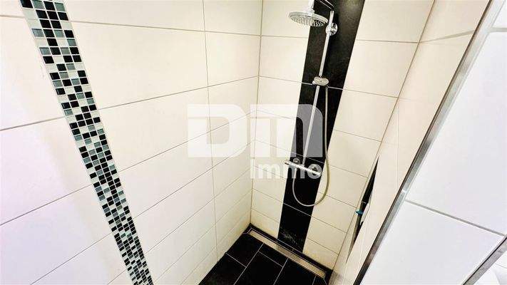 EG Badezimmer / Dusche ebenerdig