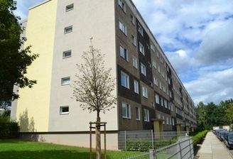 Hauseingangsseite und Giebel