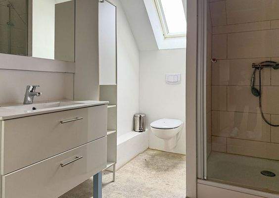 Badezimmer_Dachgeschoss