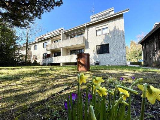 Gartenansicht und Balkone