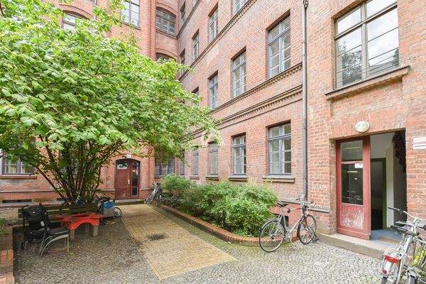 Innenhof / courtyard