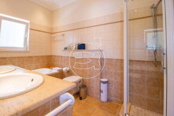 Großartige Immobilie