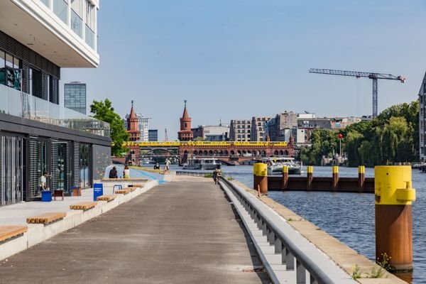 PIER 61I64 UG Oberbaumbrücke.jpg