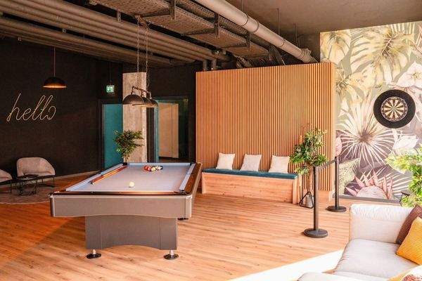 Billard und Dart in der Lobby