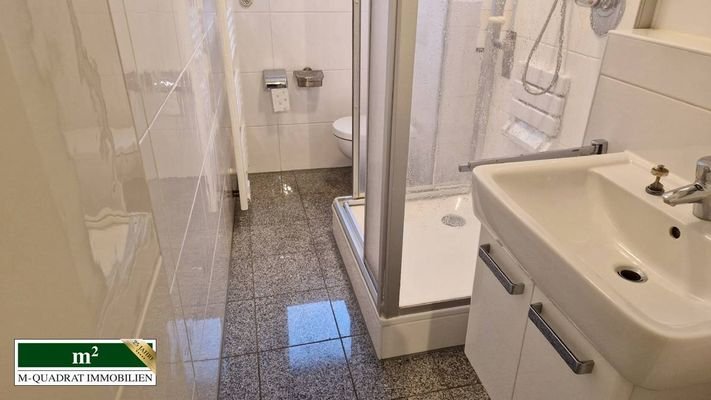 Bad Einliegerwohnung