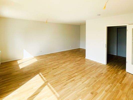 Heller Wohn-Essbereich