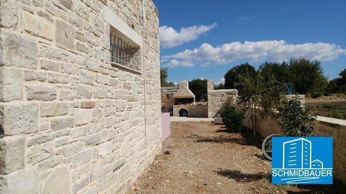 Kreta, Petrokefali: Südkreta Neues Haus mit zwei Schlafzimmern und großem Garten zu verkaufen