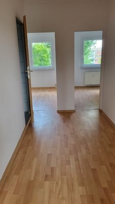 Flur - Blick zum Schlafzimmer-Kinderzimmer.jpg