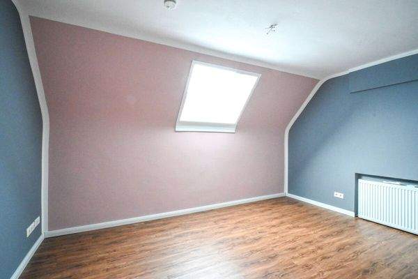 Schlafzimmer 2 von 2 1.OG