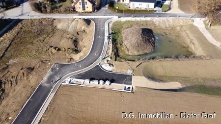 Beide Grundstücke von Süden