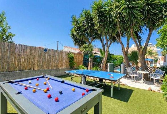 Kreta, Chersonisou: Hervorragende Villa mit Pool, Meerblick und separatem Gästehaus zu verkaufen