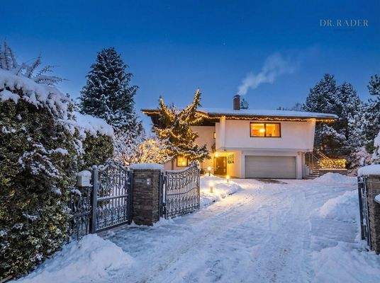 Hausansicht Einfahrt