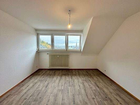 Großes Schlafzimmer