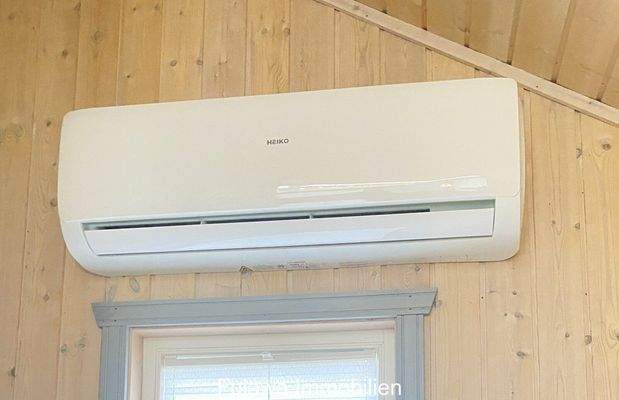 Split Klimagerät im Sommer kühl im Winter warm