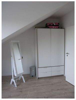 OG_Zimmer Nr. 2 rechte Seite