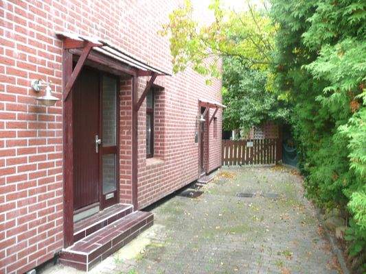 Eingang 1 EG / Eingang 2 OG