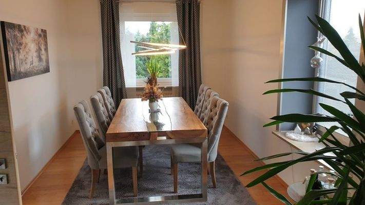 Wohnzimmer/Esszimmer