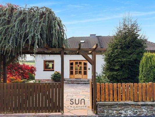 IHRE RUHIGE TRAUMLAGE