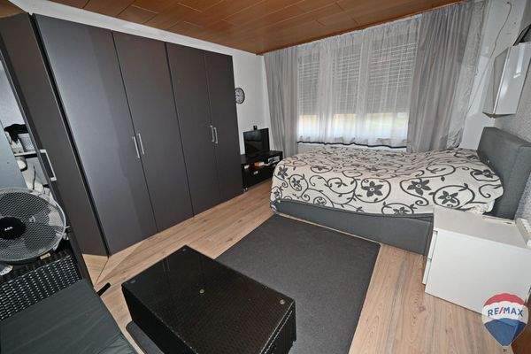 Schlafzimmer WHG 1 EG