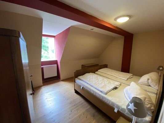 Bespispiel Schlafzimmer Dachgeschosswohnung