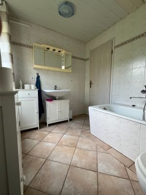 Wannenbad OG