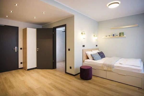 93dec077-15c8-4597-86a0-65c780d4c496