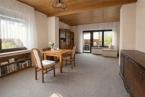 Wohnzimmer/Esszimmer