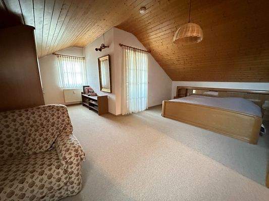 Schlafzimmer im 2.DG