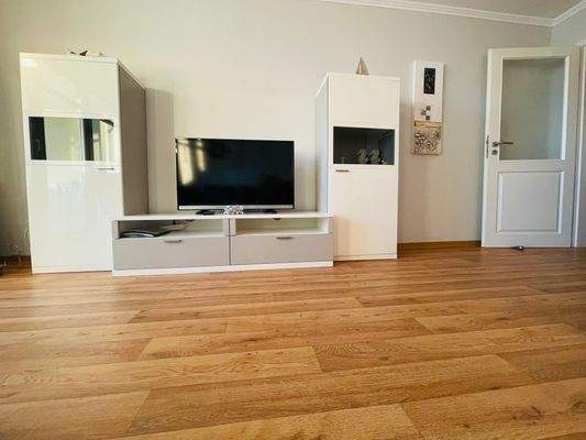 moderne TV-Bord.jpeg