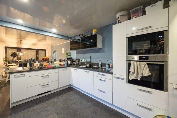 Maisonette, EG: Küche (EBK kann übernommen werden)