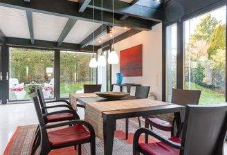 Großzügiger Essbereich