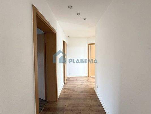 157.06-Flur Ansicht 2